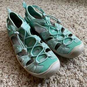 Keen Moxie Sandal